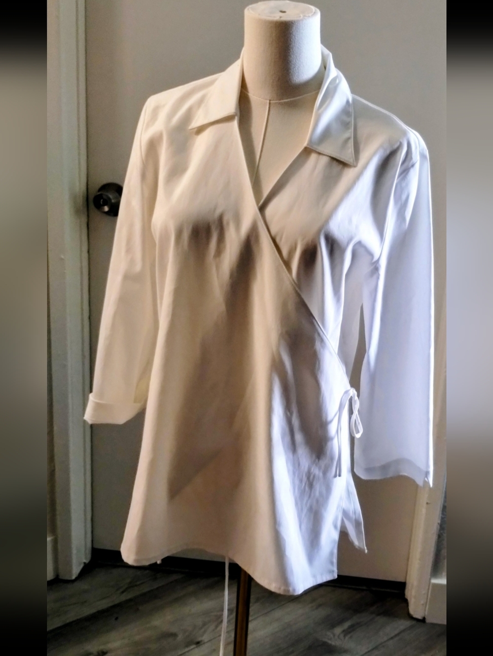 TravelSmith White Tie Shirt with Logo Tag